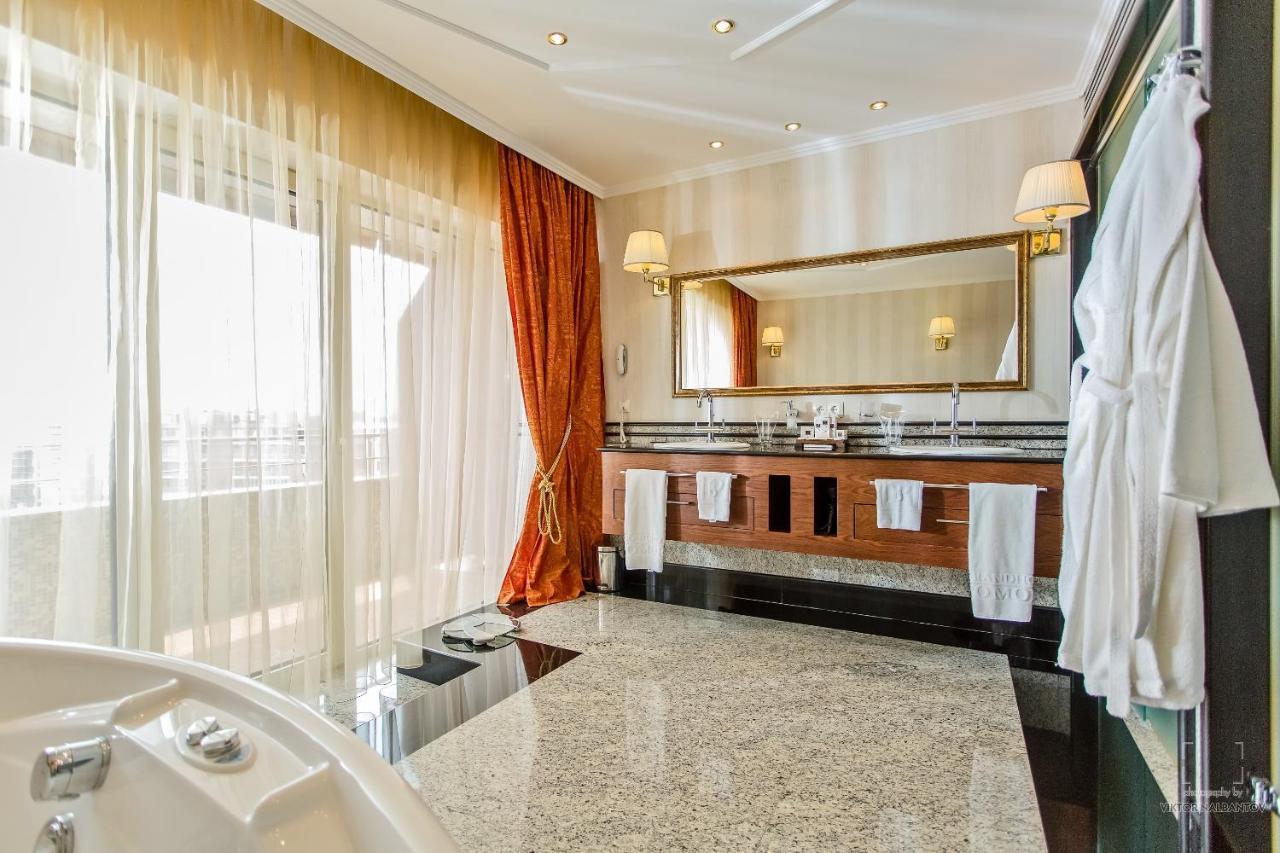Grand Hotel Pomorie - Medical Spa Exterior photo Bathroom