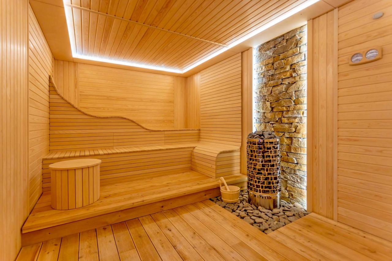Grand Hotel Pomorie - Medical Spa Exterior photo A modern Finnish sauna